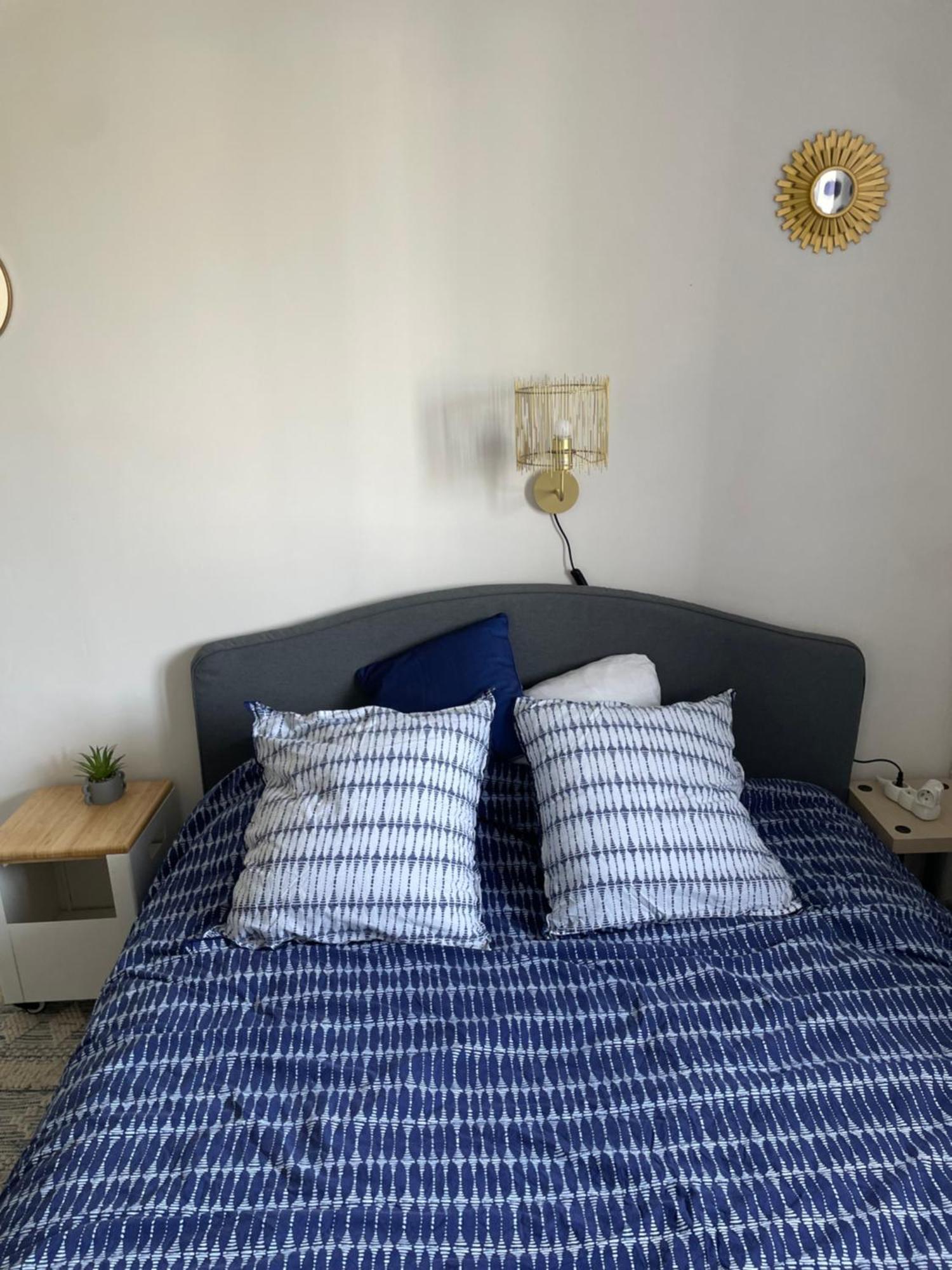 Bel Appartement Spacieux ,Convivial De 3 Chambres Avec Parking Prive Secure Caen Exterior foto